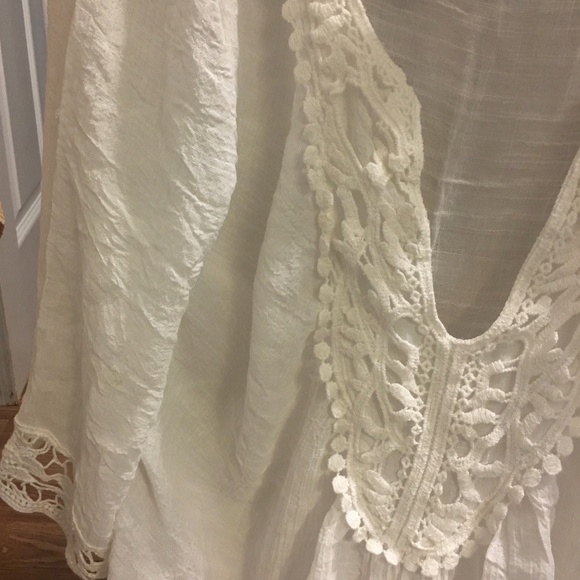 Ladies Simply Irresistable white lacy Blouse - Picture 2 of 6